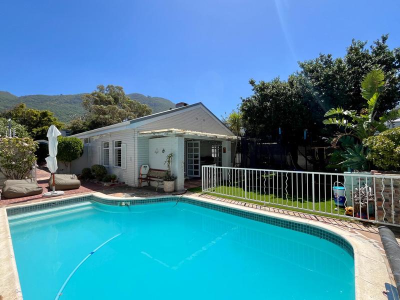 3 Bedroom Property for Sale in Hout Bay Western Cape